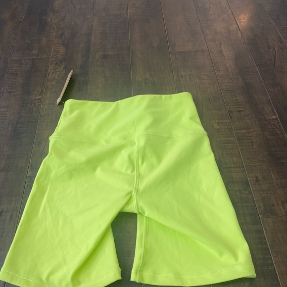 Skims Everybody High waisted shorts - Picture 4 of 8